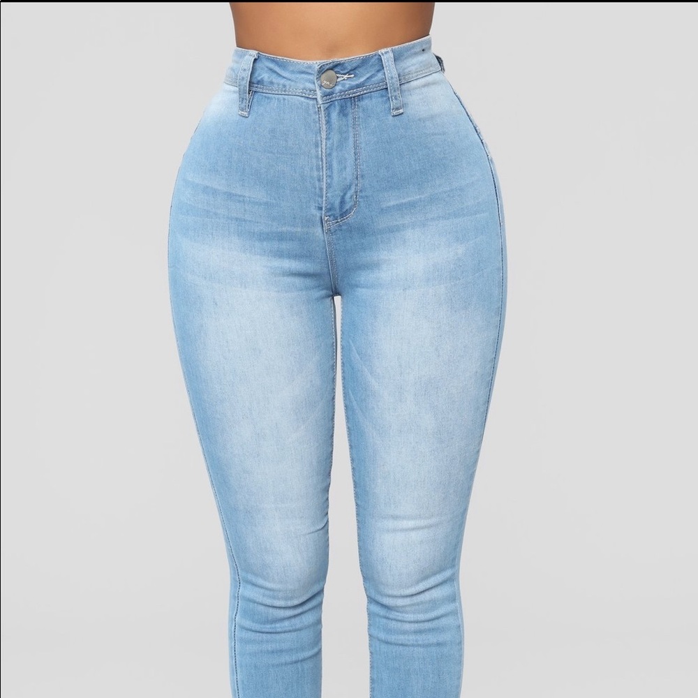 High waisted jeans